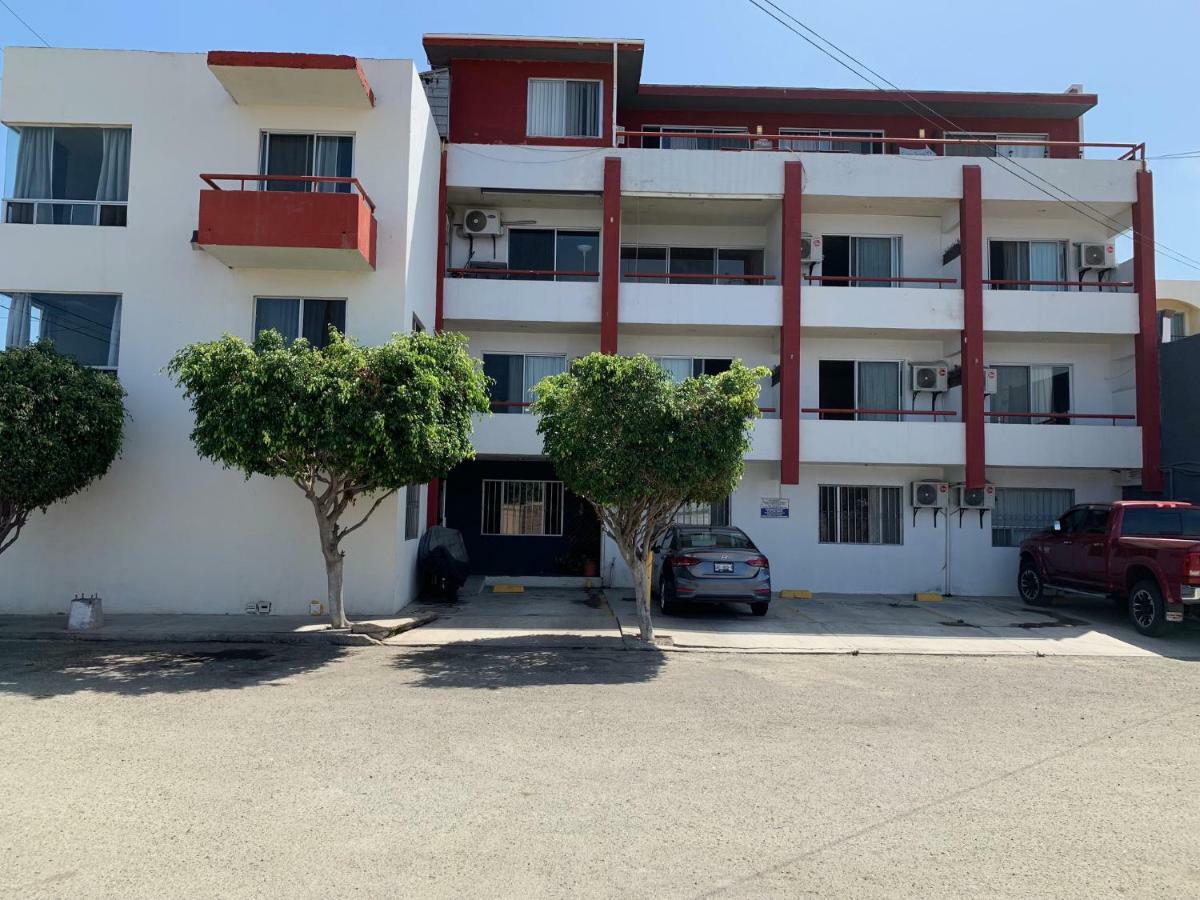 Hotel Posada Don Fernando Ensenada Esterno foto
